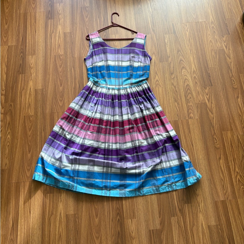 Sleeveless, colourful plaid pattern cotton summer dress